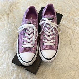 Women’s purple converse